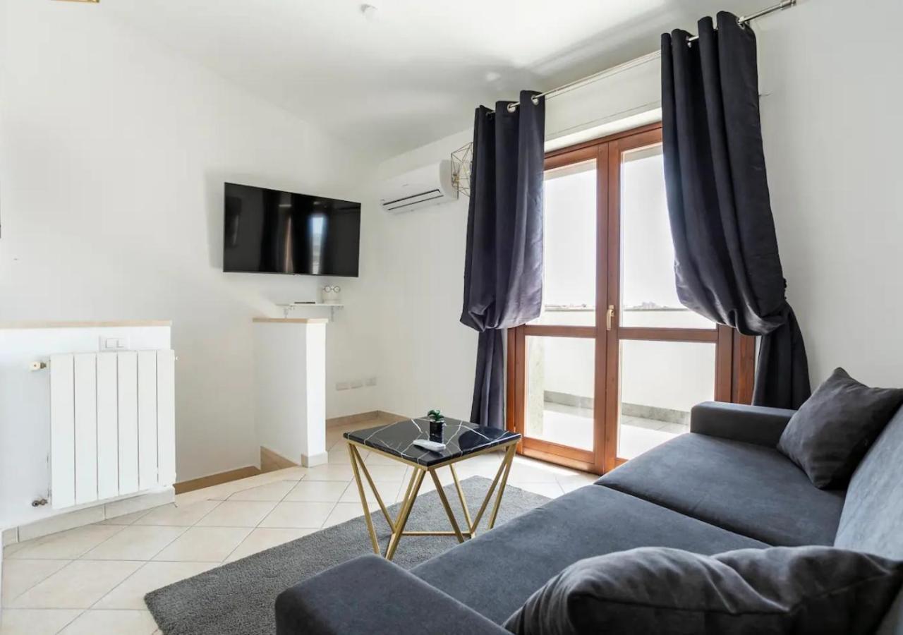 Coastal Serenity - 300mt From The Sea - Netflix Apartment *
